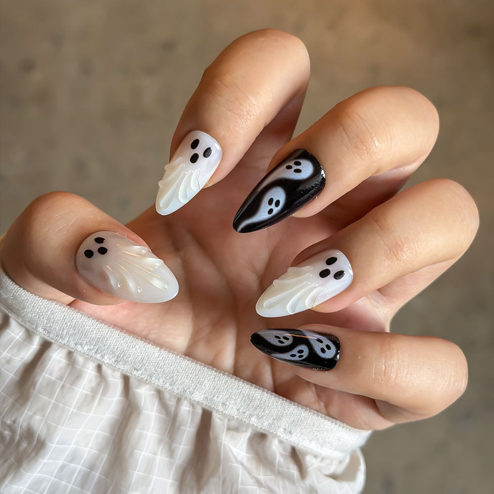 Geister-Themen Press-On Nagelkunst Set Karnz