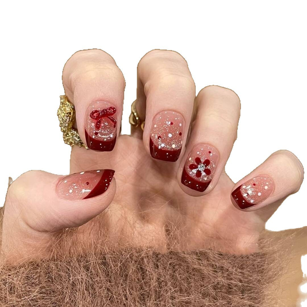 Künstlerische French Tip Dekorative Press-On Nägel Karnz