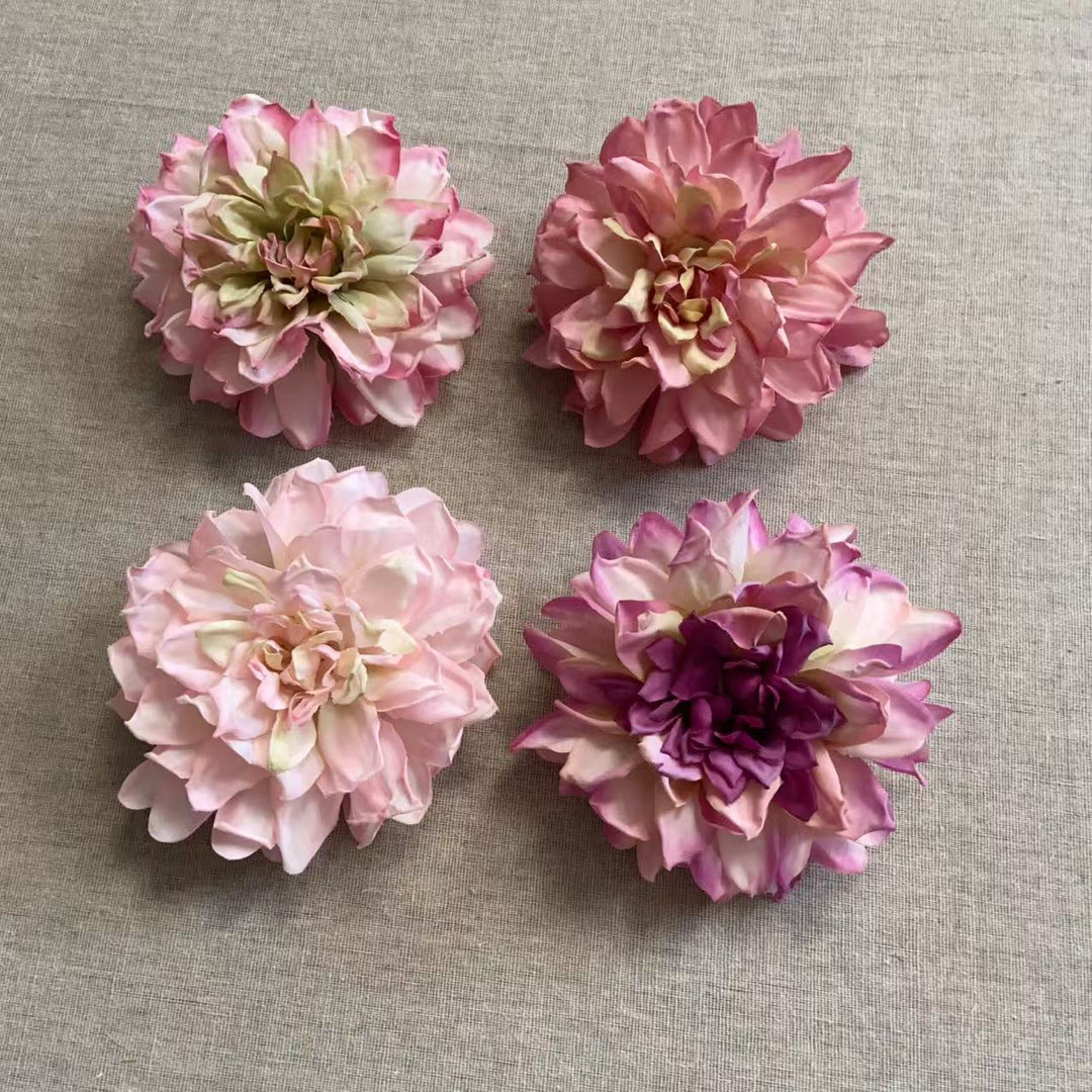 Lebensechte Blumenhaarnadel