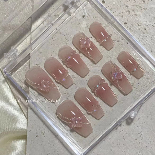 Dekoratives Press-On Nagelset mit Kristallakzenten
