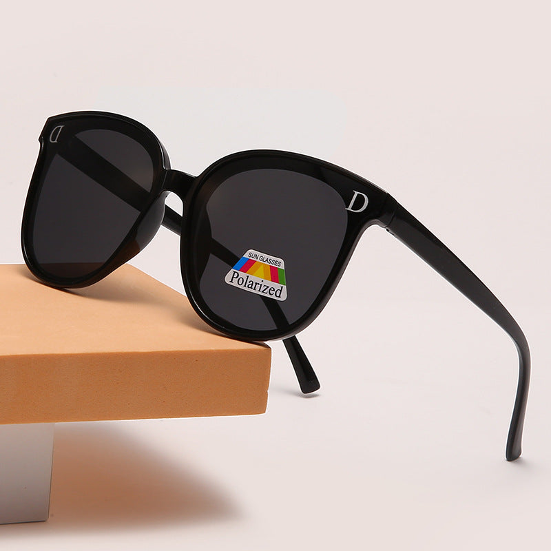 Damen modische Sonnenbrille mit polarisierten Gläsern Karnz