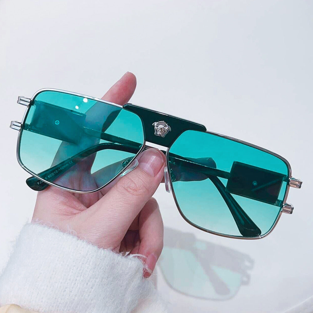 Damen stilvolle Sonnenbrille mit modernem, quadratischem Rahmen Karnz