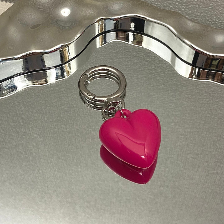 Herzförmiger Charm Schlüsselanhänger Karnz
