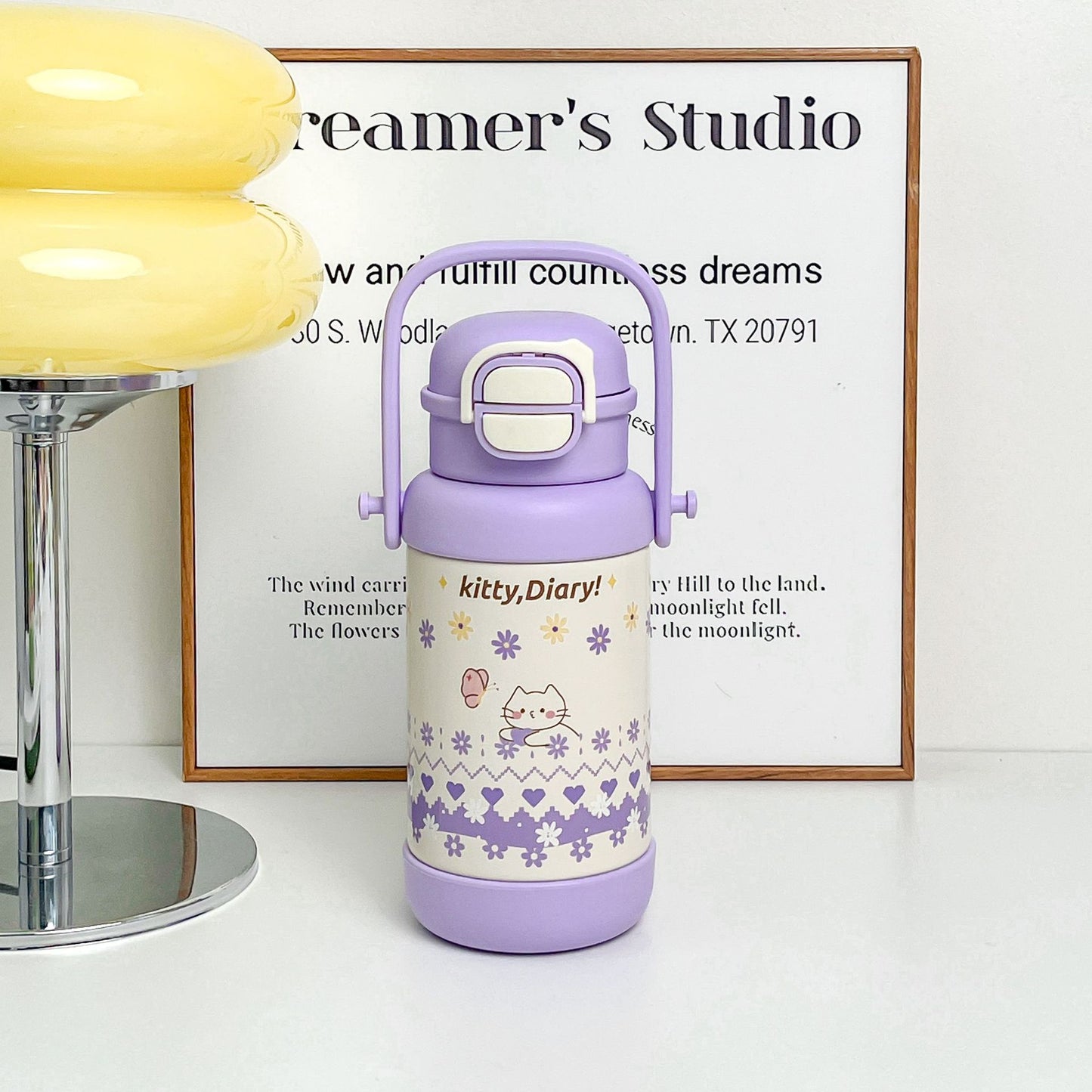 Damen Isolierte Trinkflasche mit praktischem Tragegriff und süßem Design Karnz