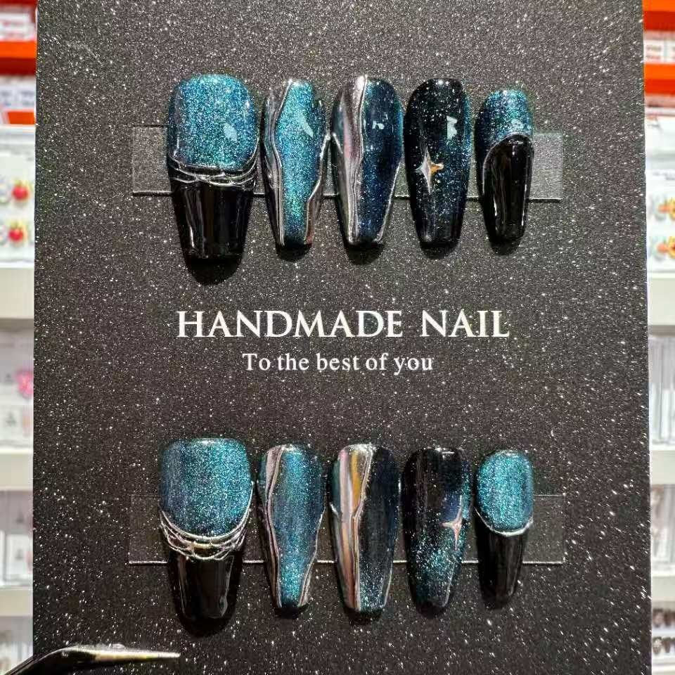 Handgemachtes Glitzerndes Press-On Nail Set