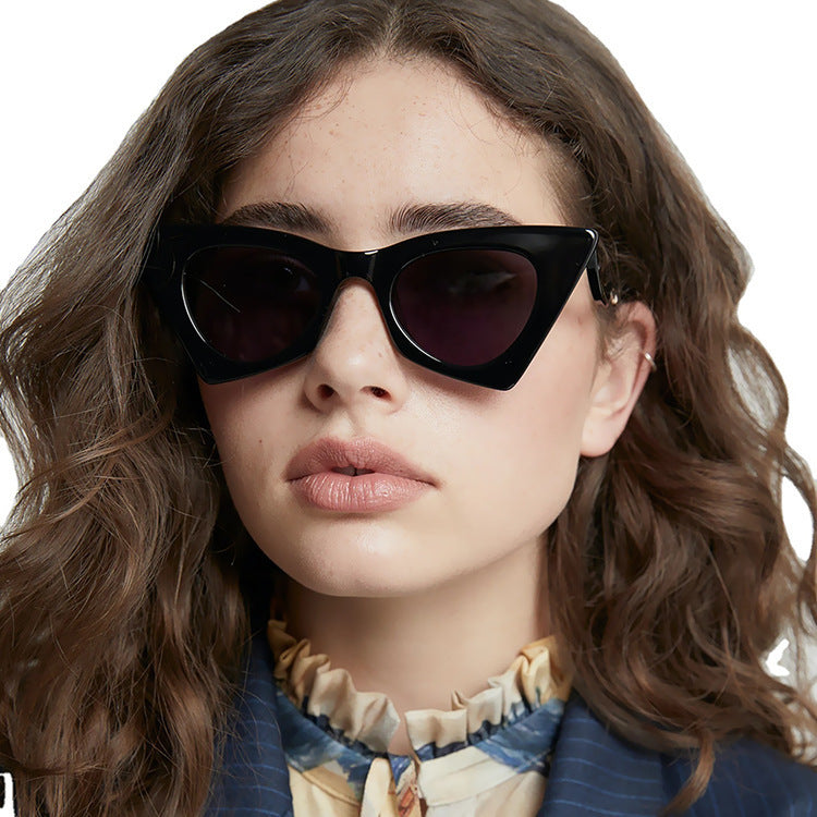 Damen Modische Katzenaugen Sonnenbrille im Fashion-Stil Karnz