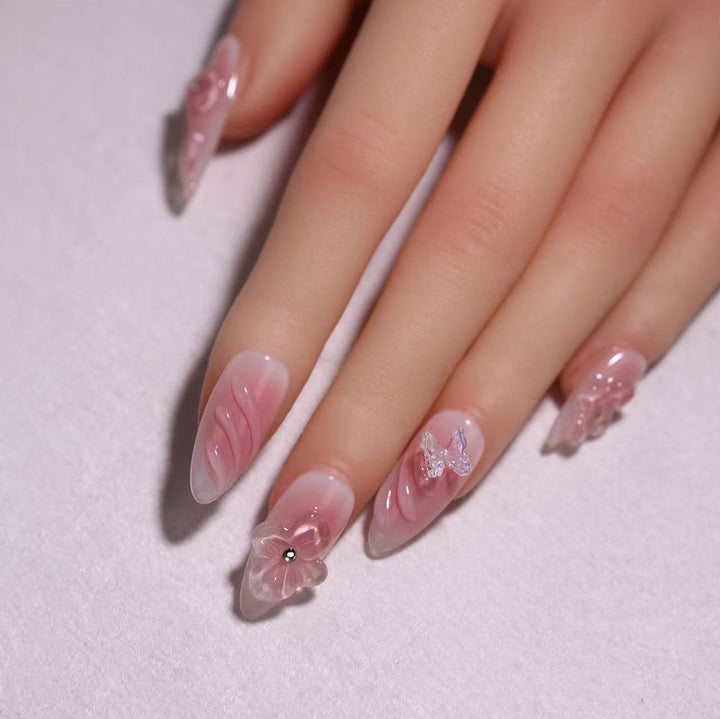 Elegantes Press-On-Nagelset Karnz