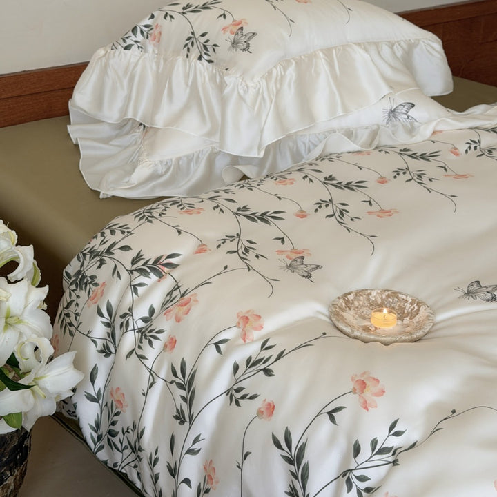 Botanisches Satin-Fühl Floral Bettbezug Set mit Rüschenkissenbezügen