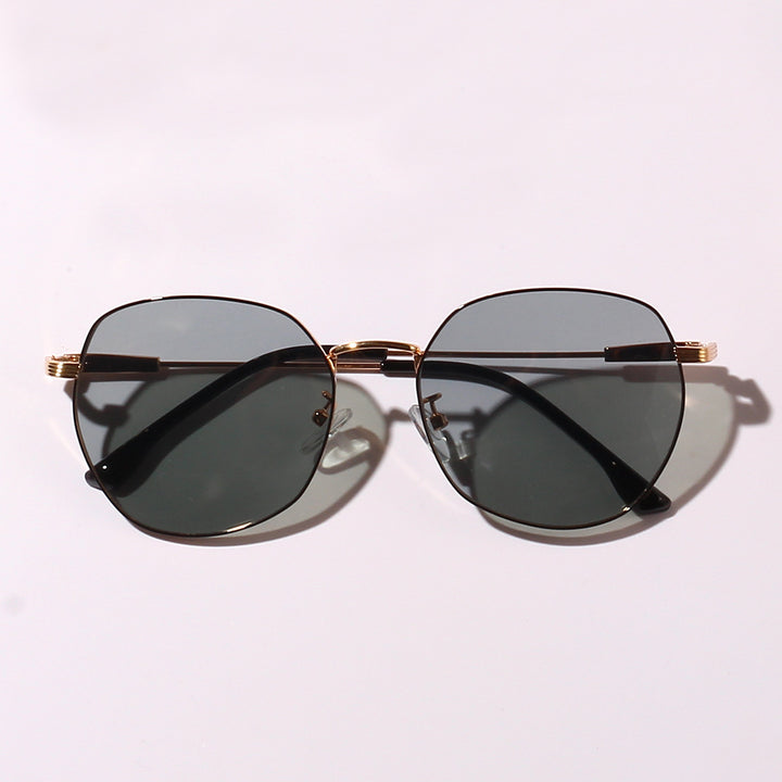 Damen auffällige geometrische Sonnenschutzbrille mit UV-Schutz Karnz