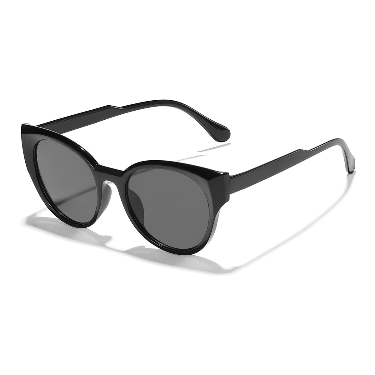 Damen stilvolle Sonnenbrille mit elegantem Transparentrahmen Karnz