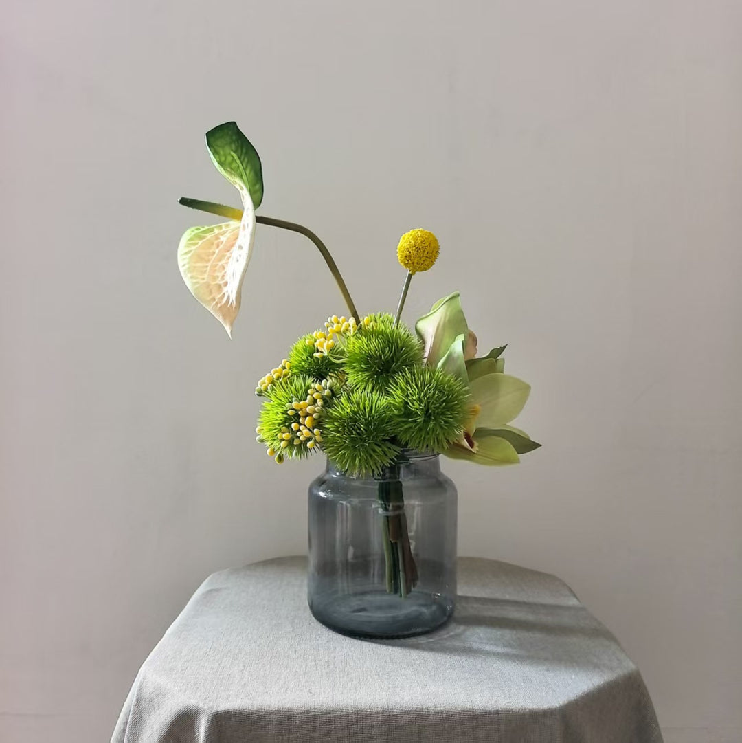 Lebensechter floral Handheld-Strauß