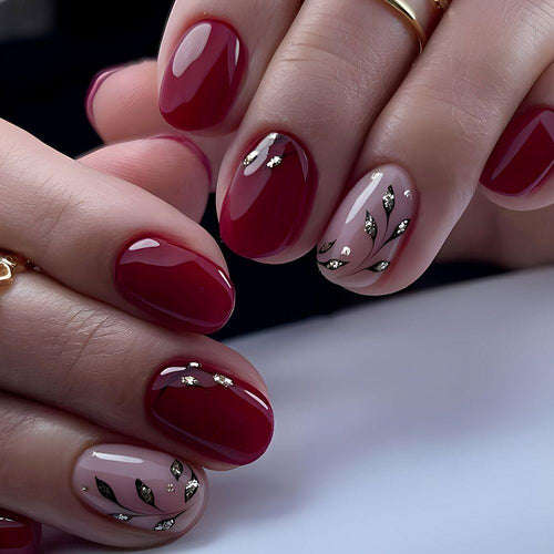 Elegante dekorative Nagelkunst Karnz