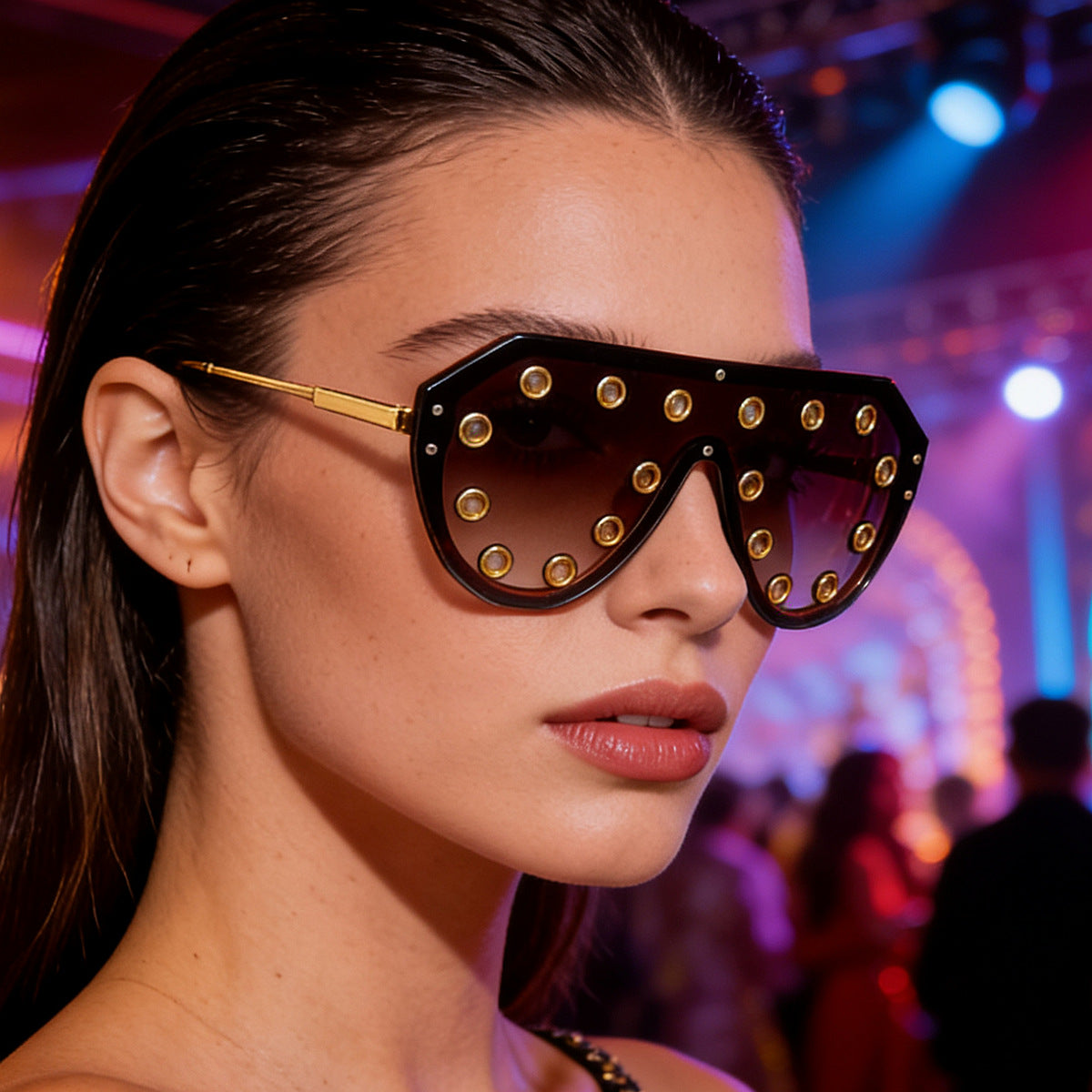 Damen Statement-Sonnenbrille im futuristischen Design mit dekorativen Elementen Karnz
