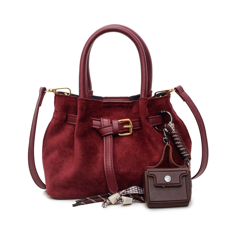 Elegante Wildleder Handtasche Karnz