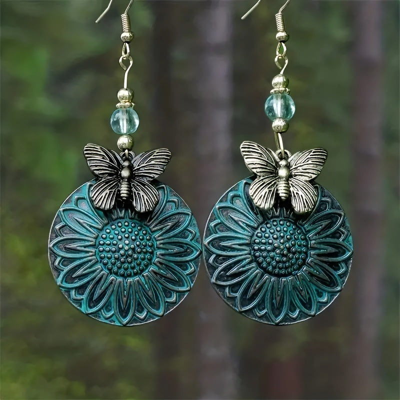 Elegante Ohrhänger mit Blumenmotiv und Schmetterlingen Karnz