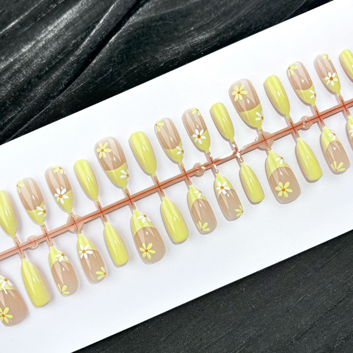 Floral Press-On Nagelkunst Set