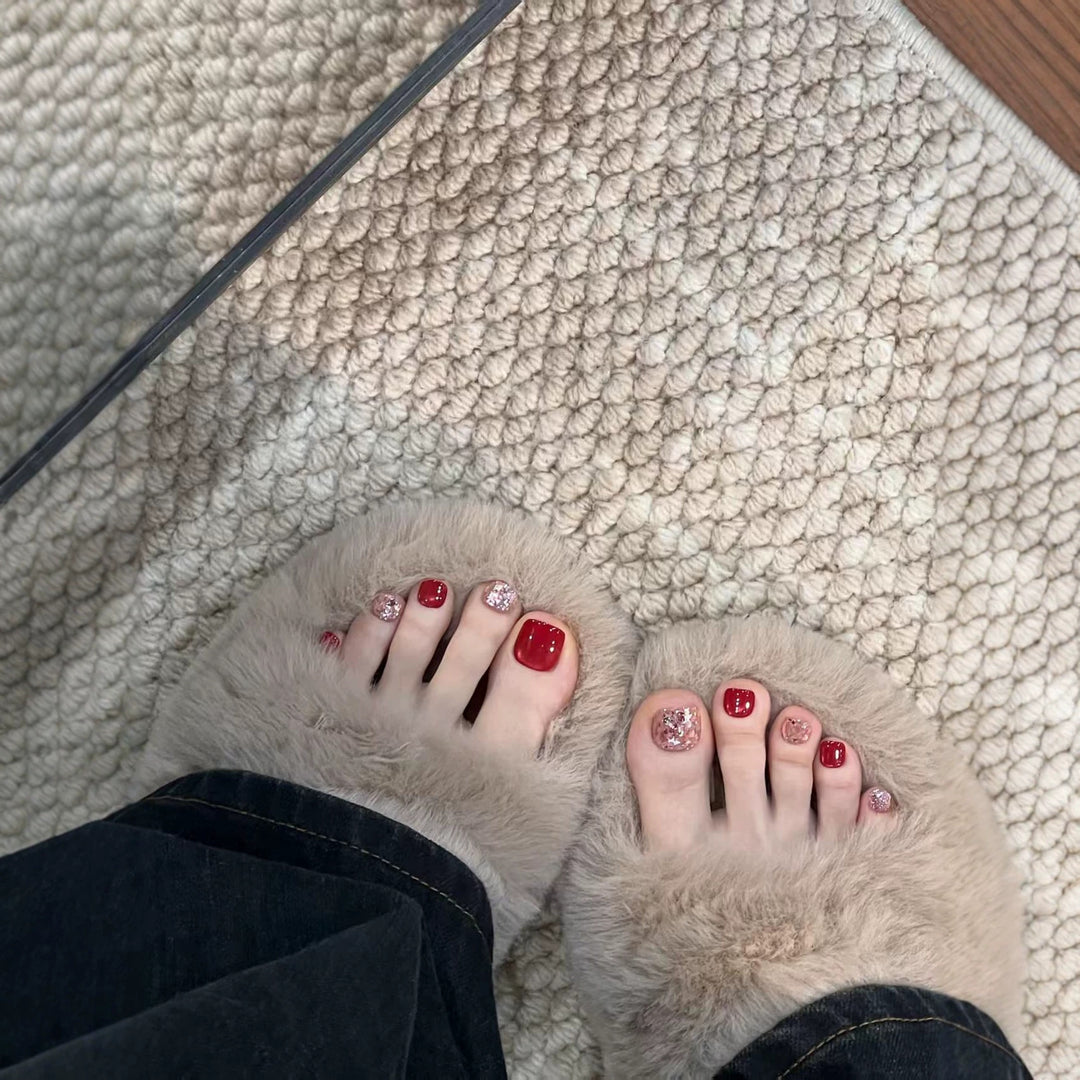 Glänzende Pediküre Nagelkunst