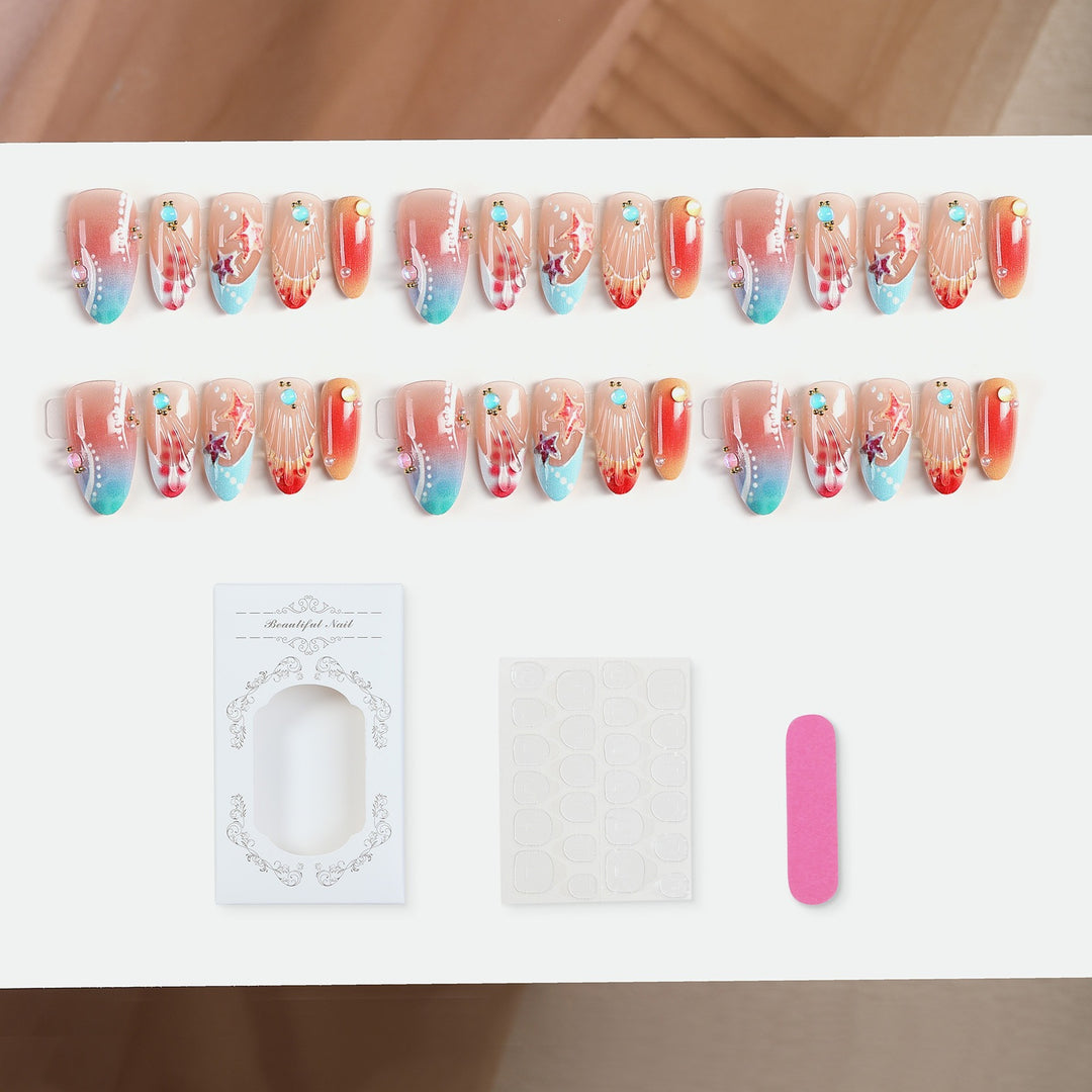 Kunstnagelset mit bunten Akzenten und effektvollen Designs Karnz