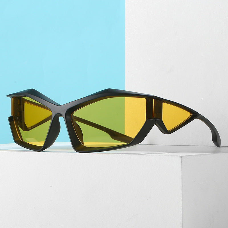 Damen sportliche Performance-Sonnenbrille mit modernem Geometrie-Rahmen Karnz