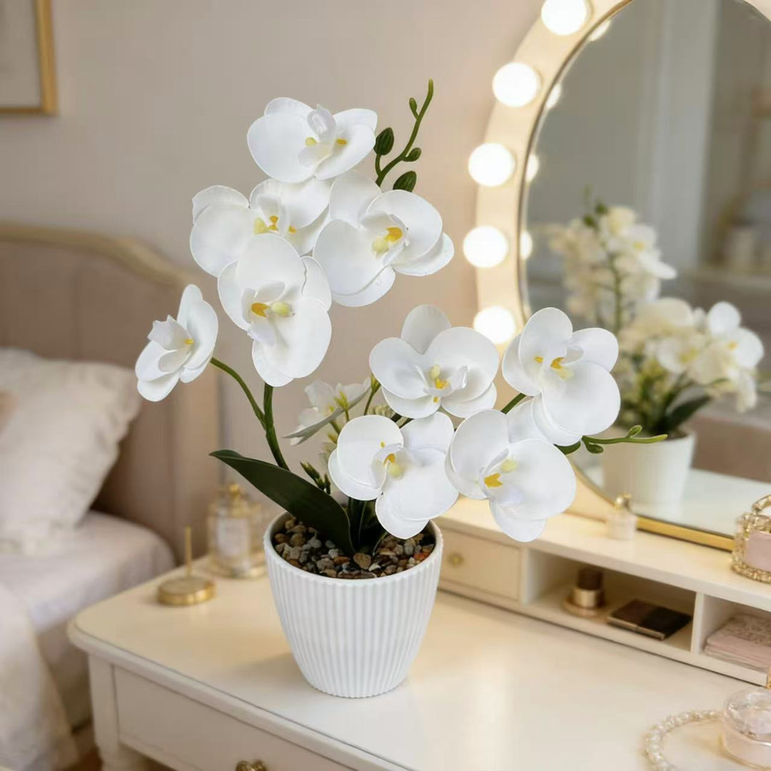 Künstliche Orchidee für Wohnkultur und Innendekoration
