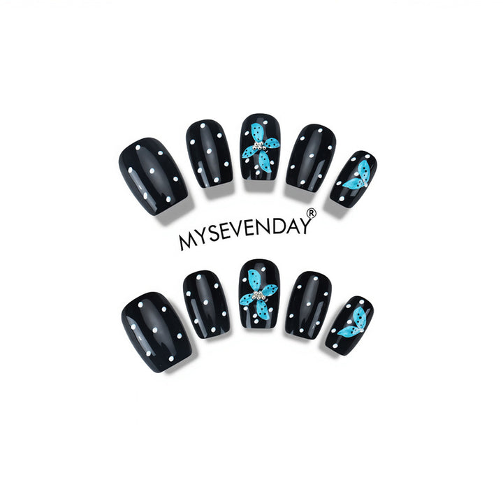 Blumenverzierte Press-On-Nagelset Karnz