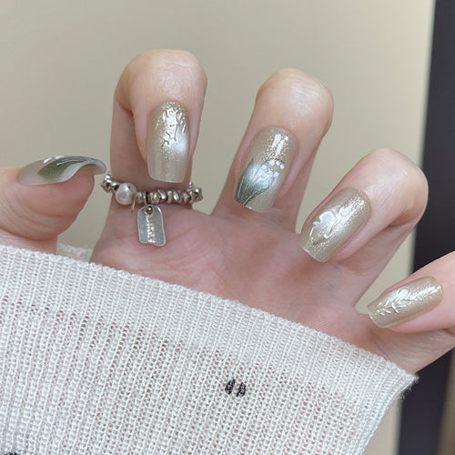 Elegante Blumen Press-On Nagelset Karnz 1789388748