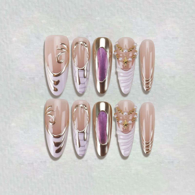 Dekorative Press-On Nagelkunst mit einzigartigen skulptierten Designs Karnz