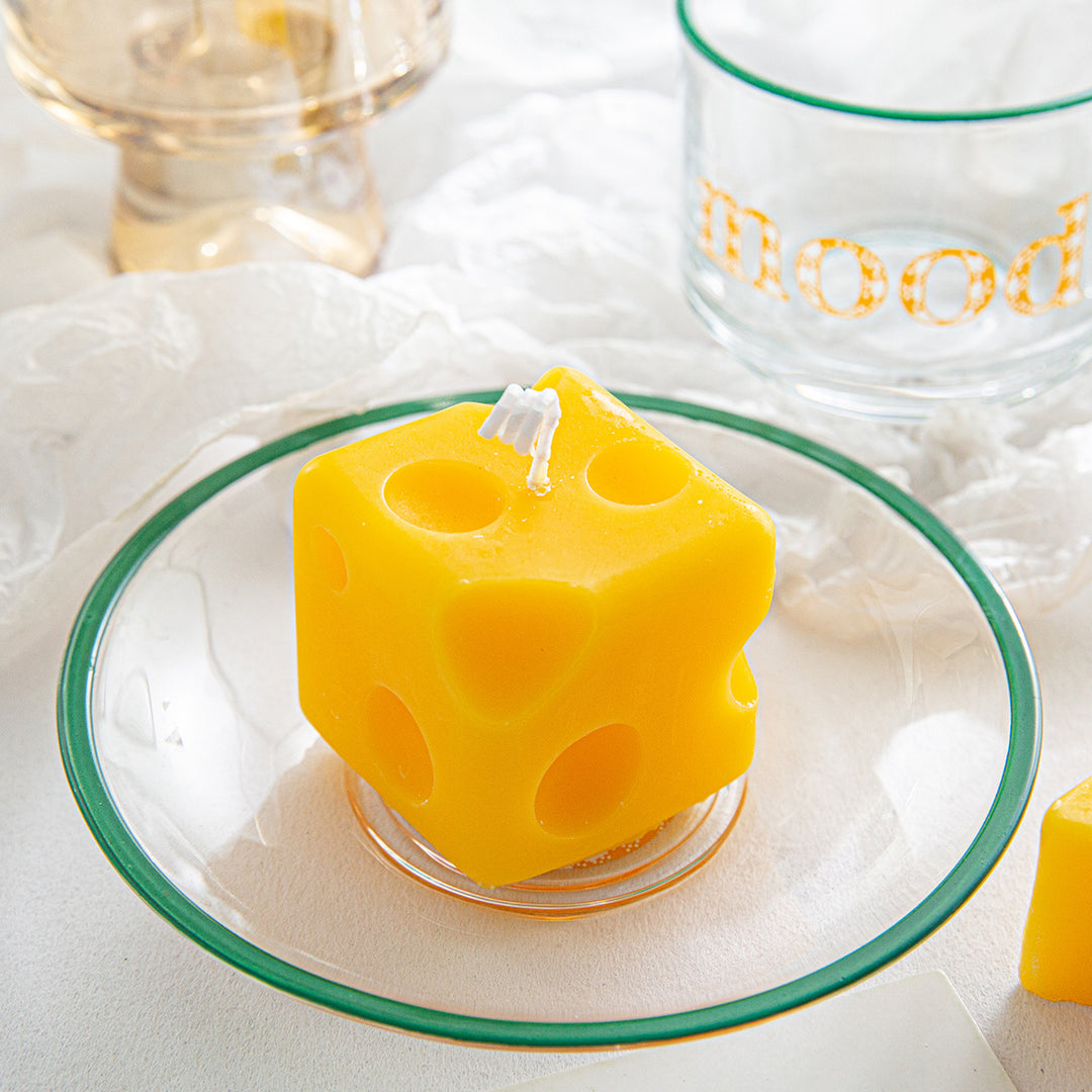Emmental-Style Wedgesojawachskerze Tischakzent