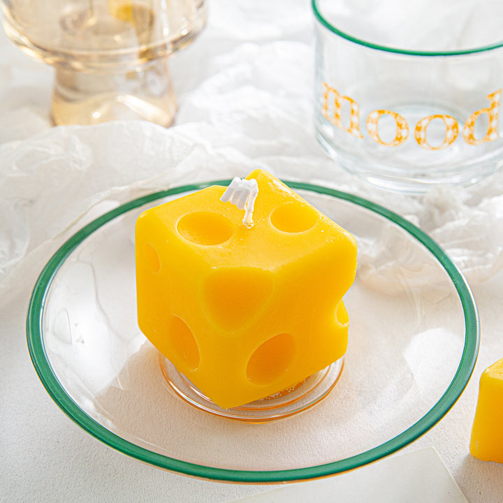 Emmental-Style Wedgesojawachskerze Tischakzent