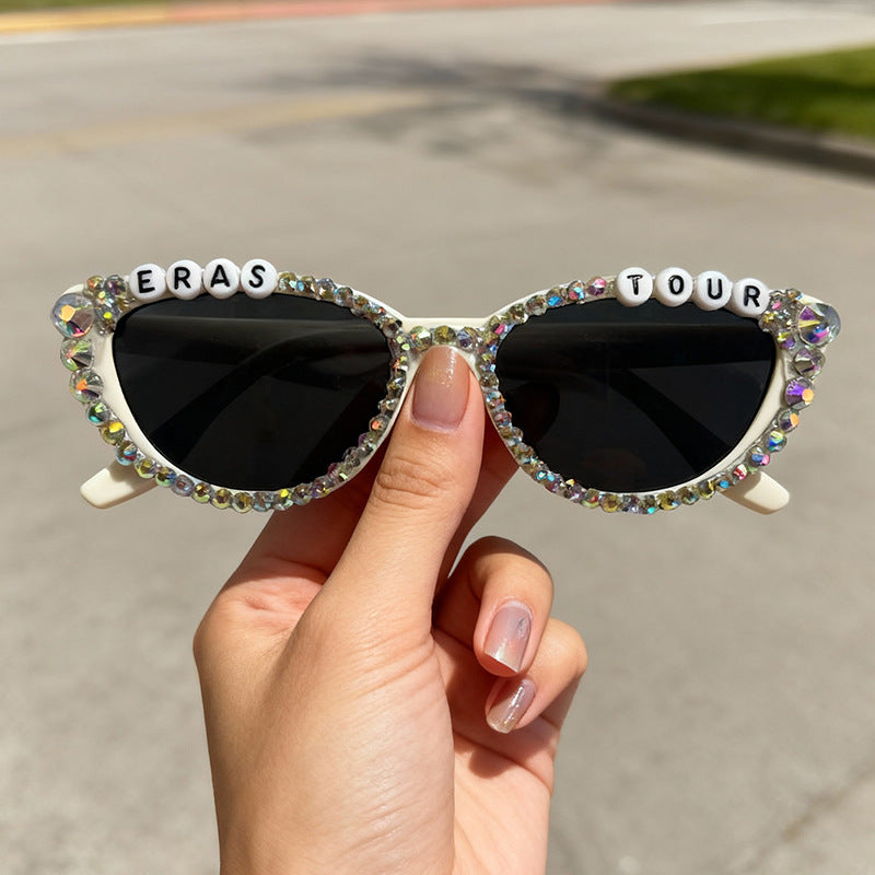 Strass-besetzte Katzenaugen-Sonnenbrille Karnz