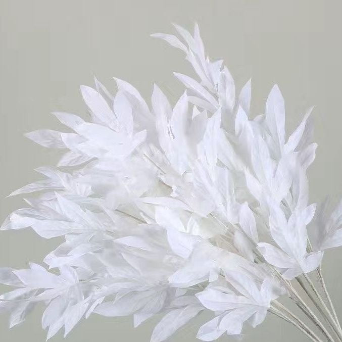Elegante dekorative Blattstielanordnung