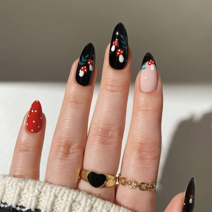 Artistic Nail Design Karnz