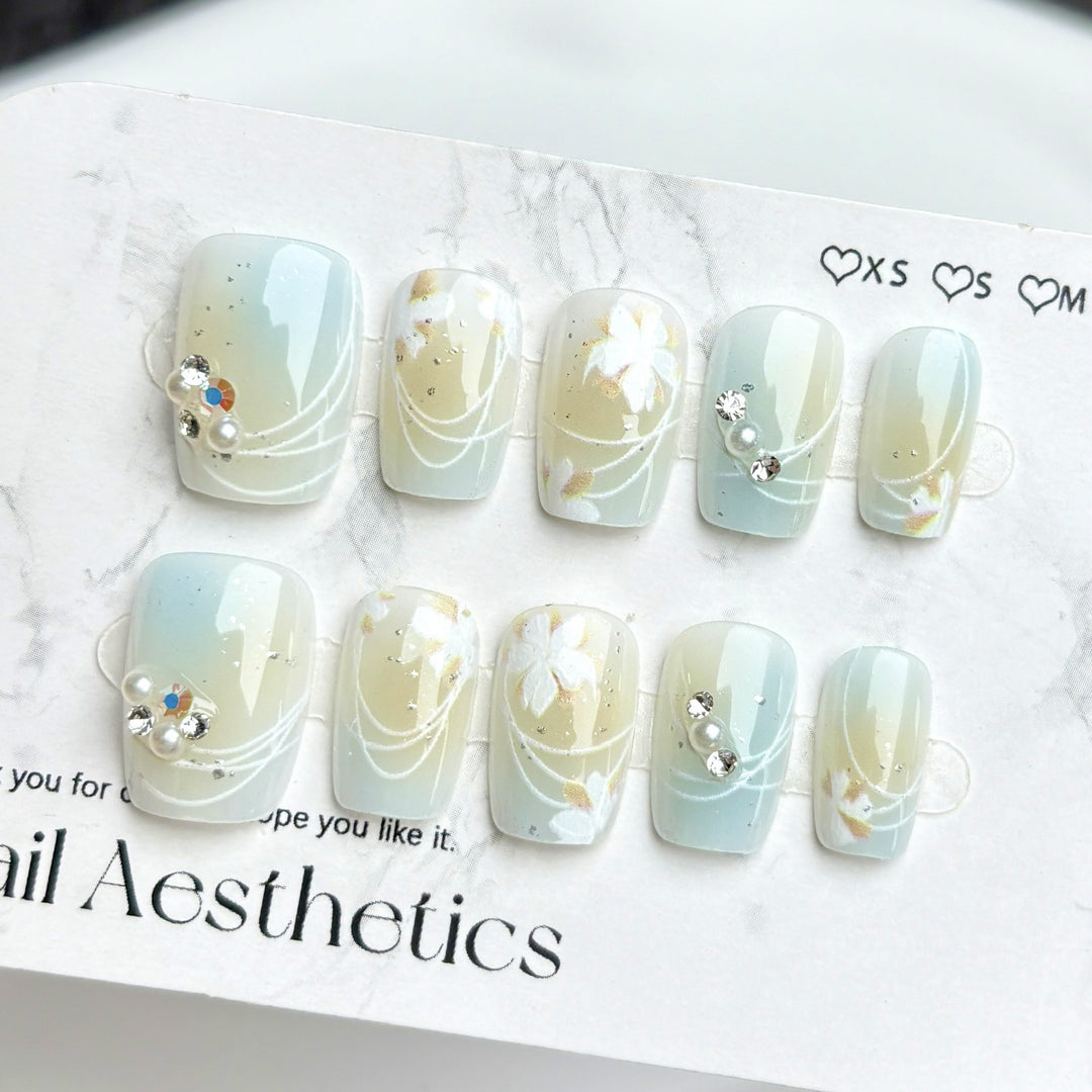 Elegantes Floral Press-On Nagelkunst Set 1790746208