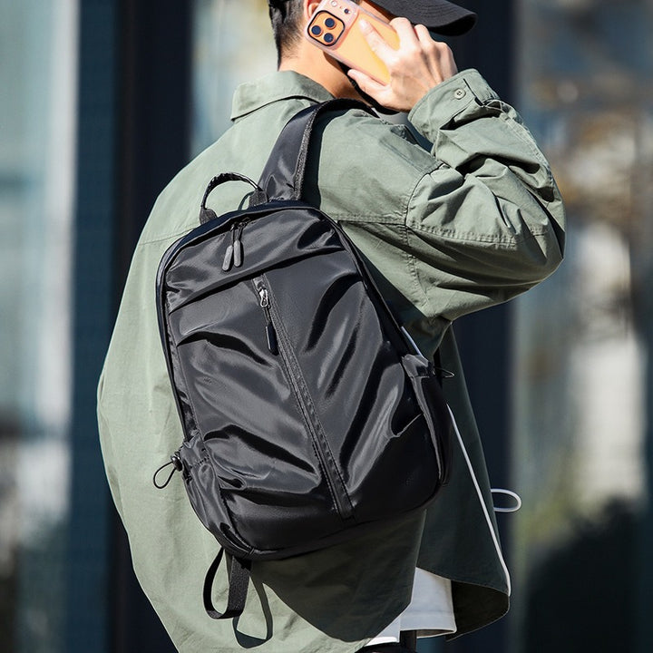 Stylischer wasserabweisender Laptop-Rucksack Karnz