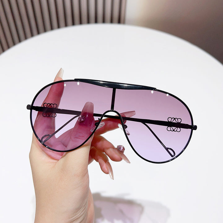 Übergroße Aviator-Sonnenbrille mit Farbverlauf-Gläsern Karnz