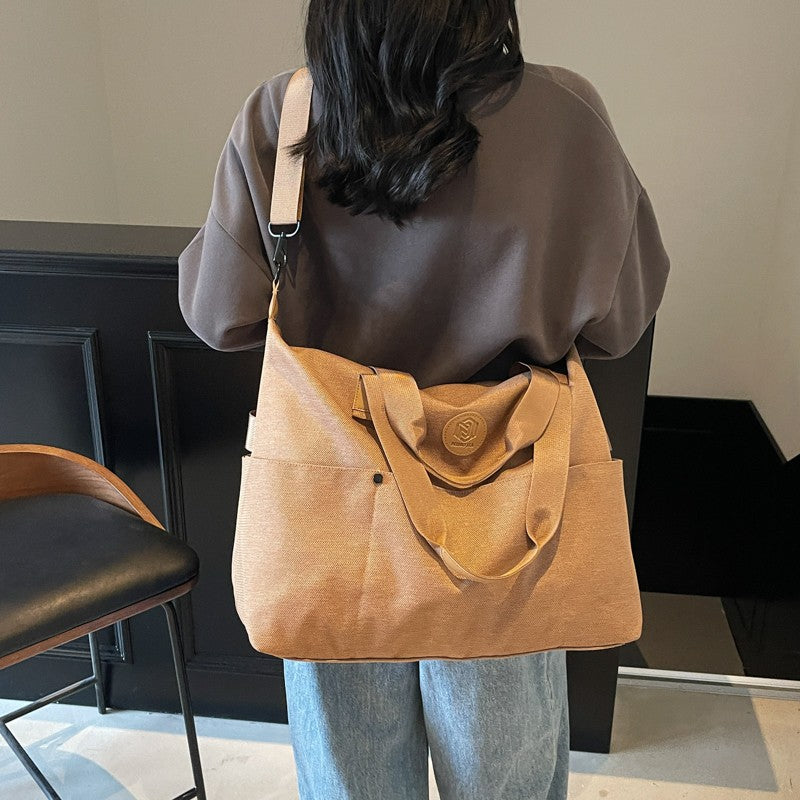 Vielseitige Gym- und Reisetasche