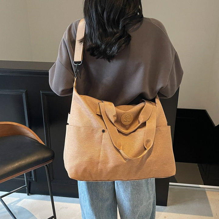 Vielseitige Gym- und Reisetasche