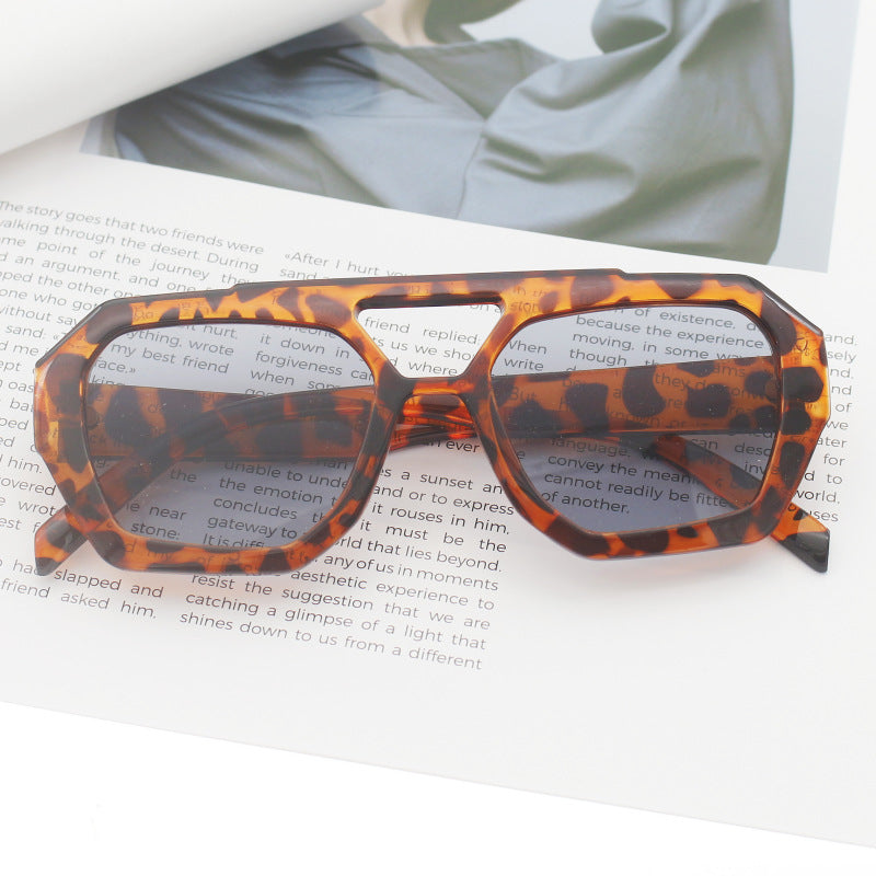 Damen modische sechseckige Brille Karnz