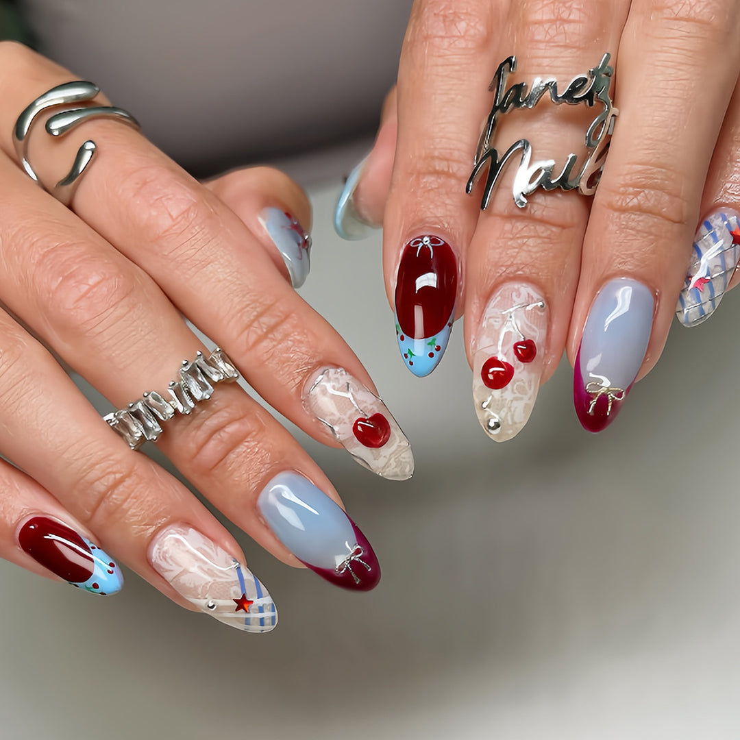 Kunstvolle Fingernägel mit Kreativen Designs Karnz
