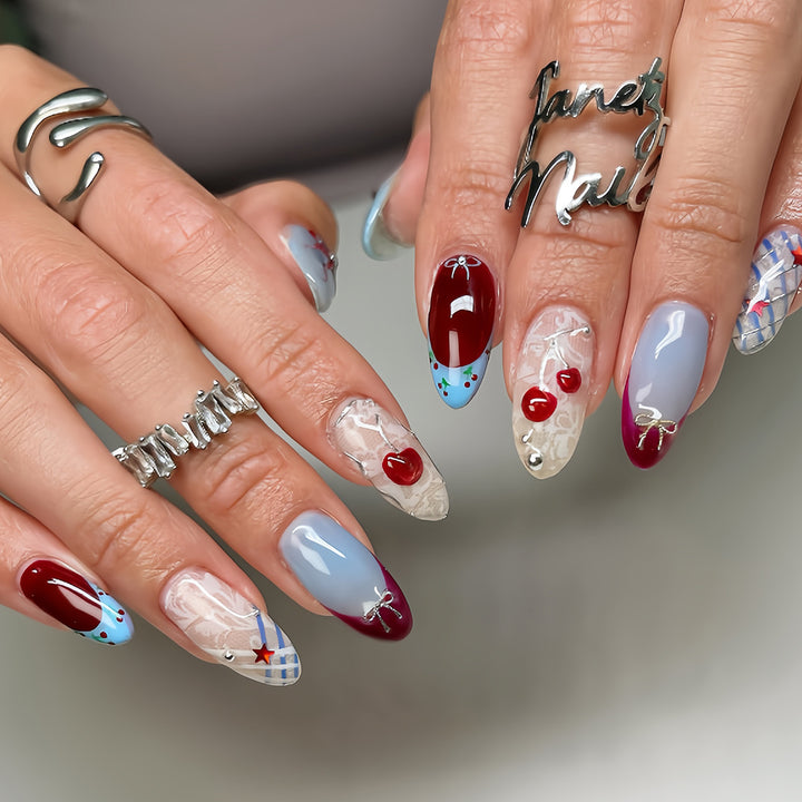 Kunstvolle Fingernägel mit Kreativen Designs Karnz