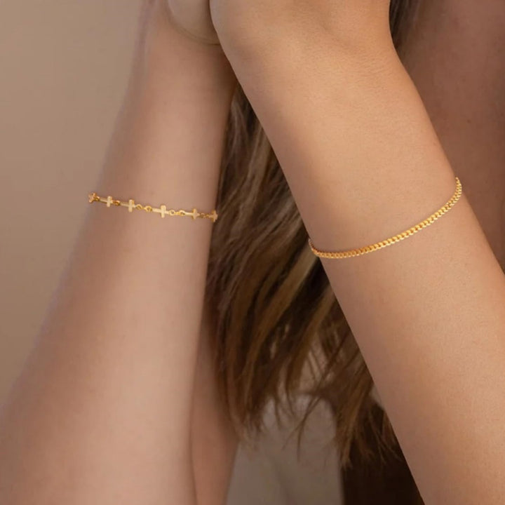 Gestapelte Kreuz Charm Armband Karnz