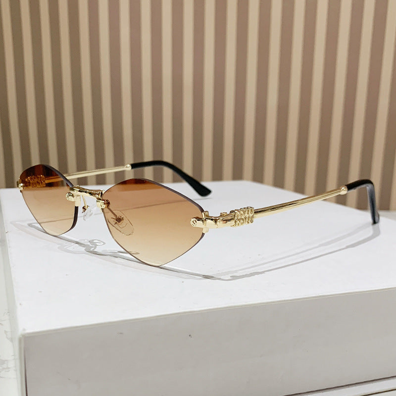 Damen Cat-Eye Sonnenbrille im modernen Eleganz-Stil Karnz
