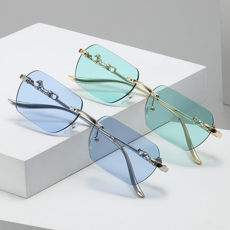 Damen elegante Halbrahmenbrille mit schmückenden Details Karnz
