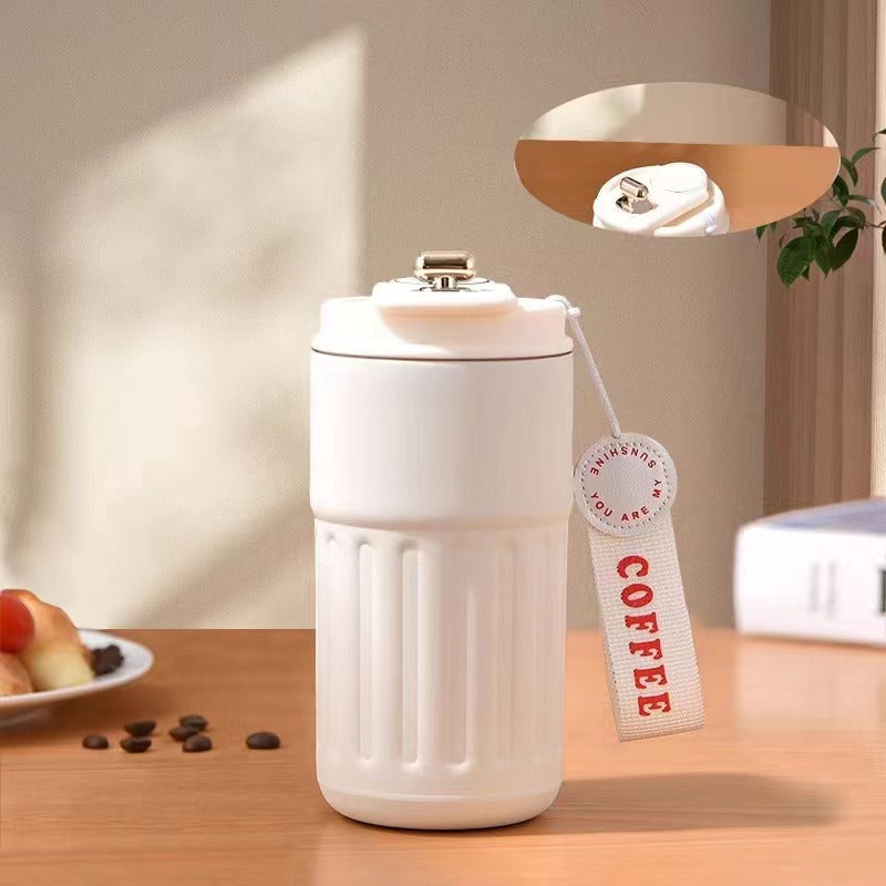 Unisex isolierter Kaffeebecher mit praktischem Deckel Karnz