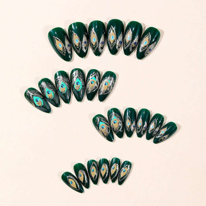 Elegantes Pfauen-Nagelkunst-Set Karnz