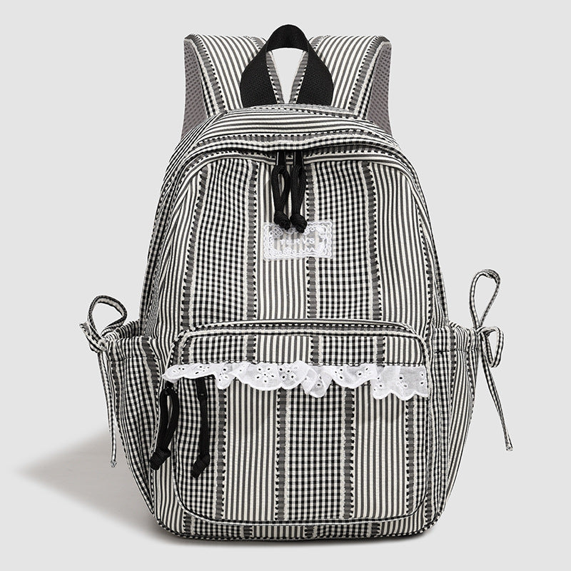 Stylischer gestreifter Rucksack mit Spitzenbesatz Karnz
