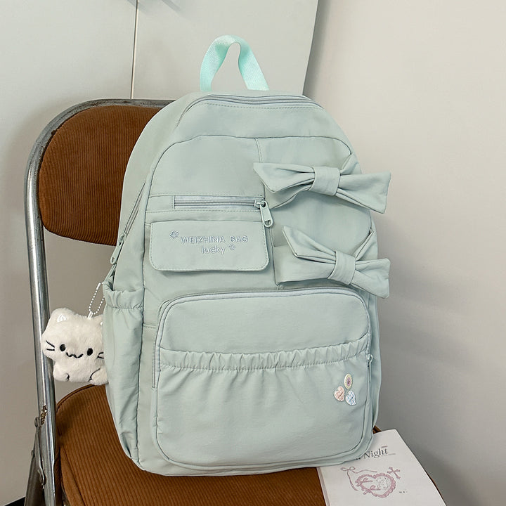 Stylischer Rucksack mit Bogenakzenten Karnz