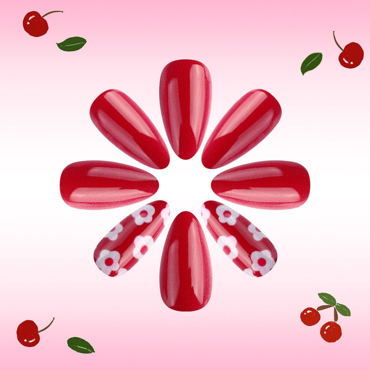 Künstlerisches Kirschblüten Nageldesign Karnz