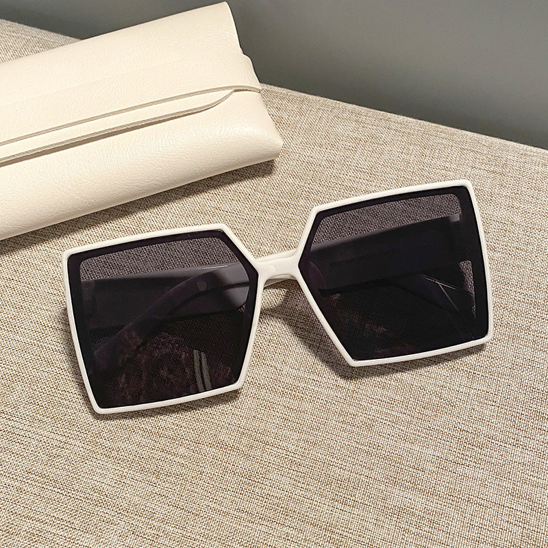 Damen quadratische Sonnenbrille mit robustem Rahmen und stylischem Design Karnz