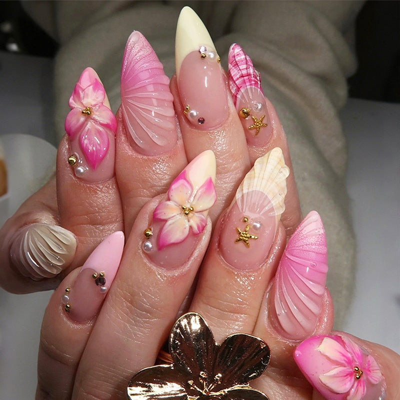 Blumen-inspirierte Press-On-Nagelkollektion Karnz